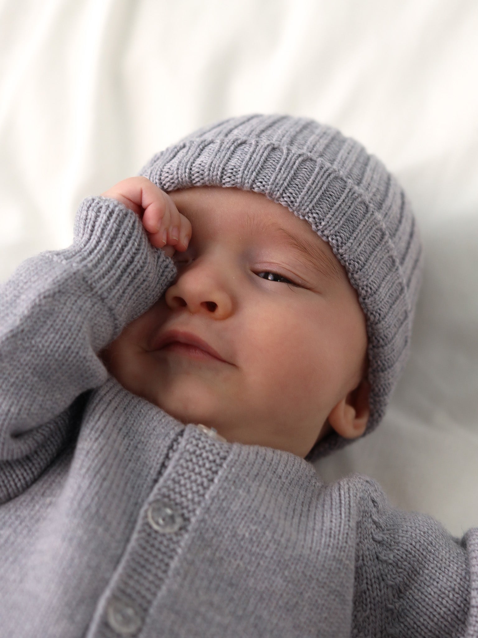 Strickmütze TINY 2.0 grey - FAMVIBES