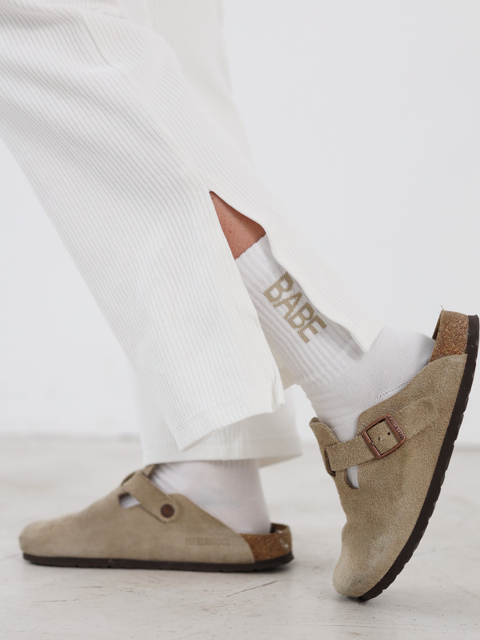 BABE Socken - weiß/ taupe - FAMVIBES