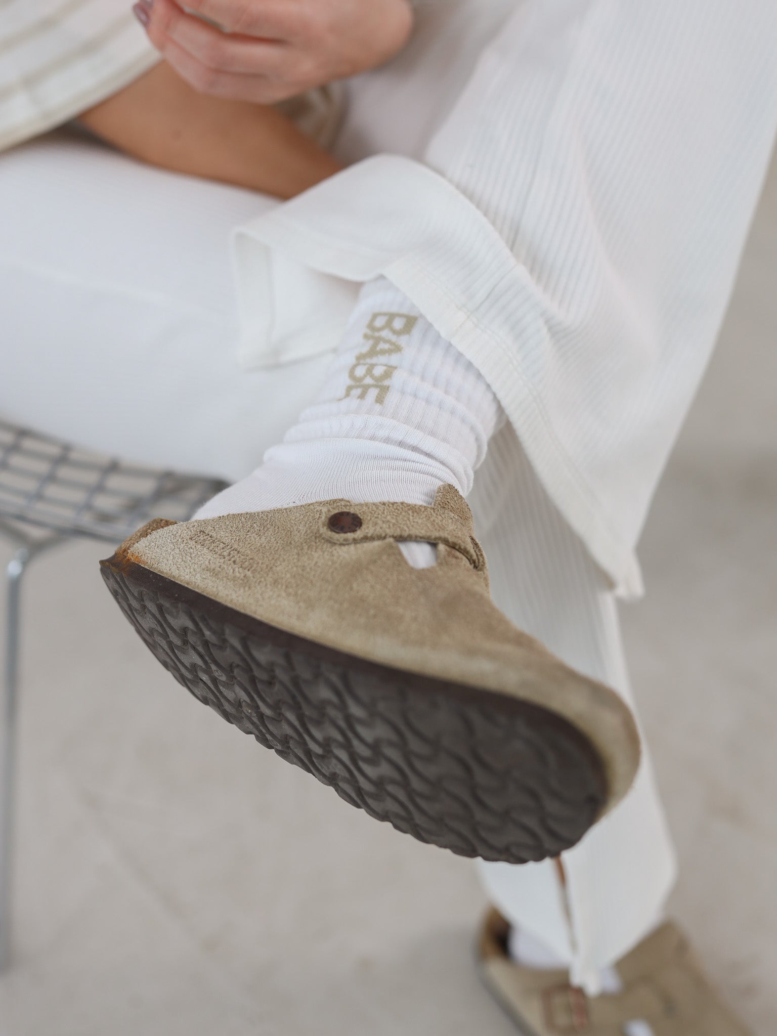 BABE Socken - weiß/ taupe - FAMVIBES
