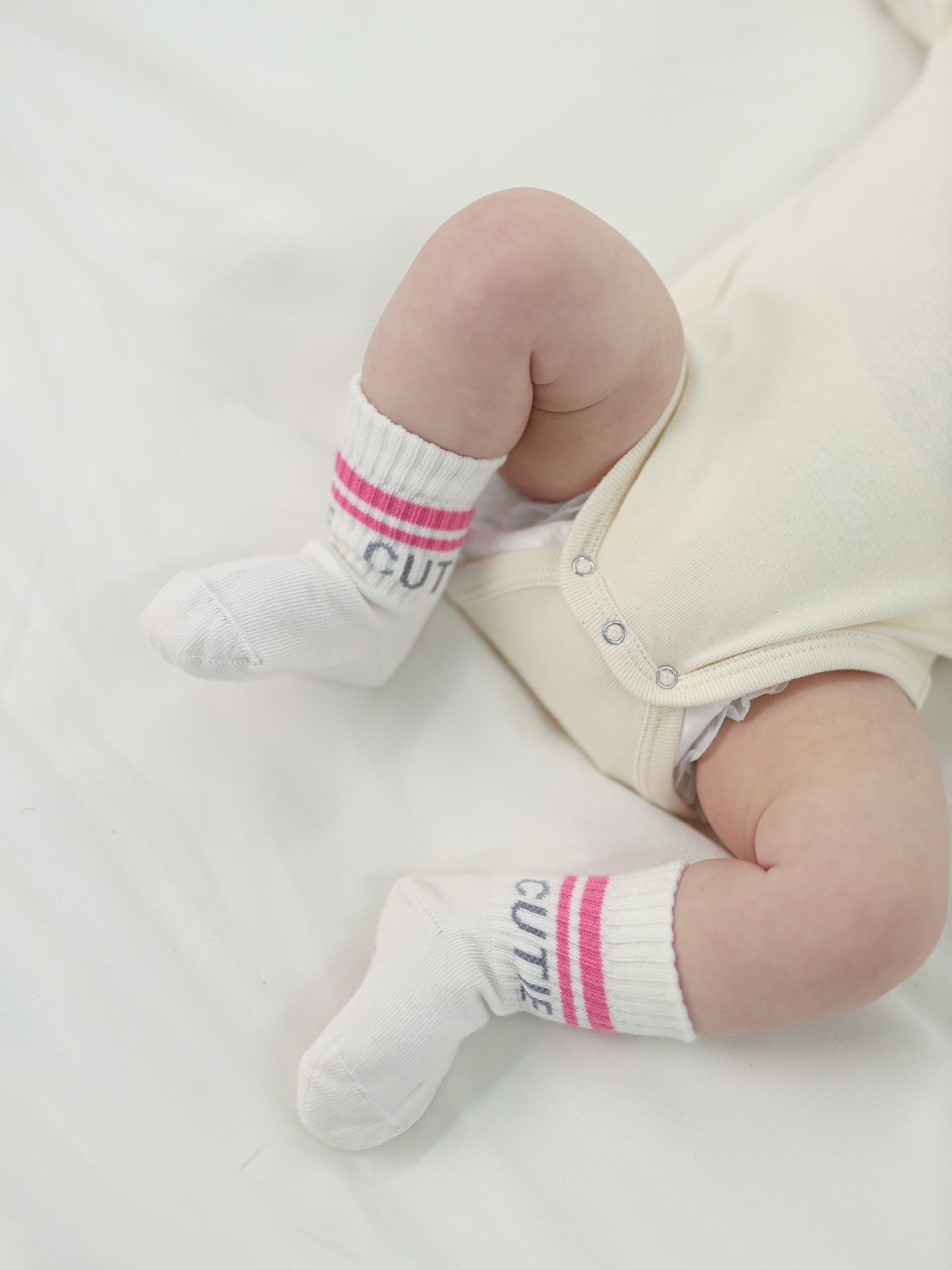 CUTIE Socken - HAPPY PINK - FAMVIBES