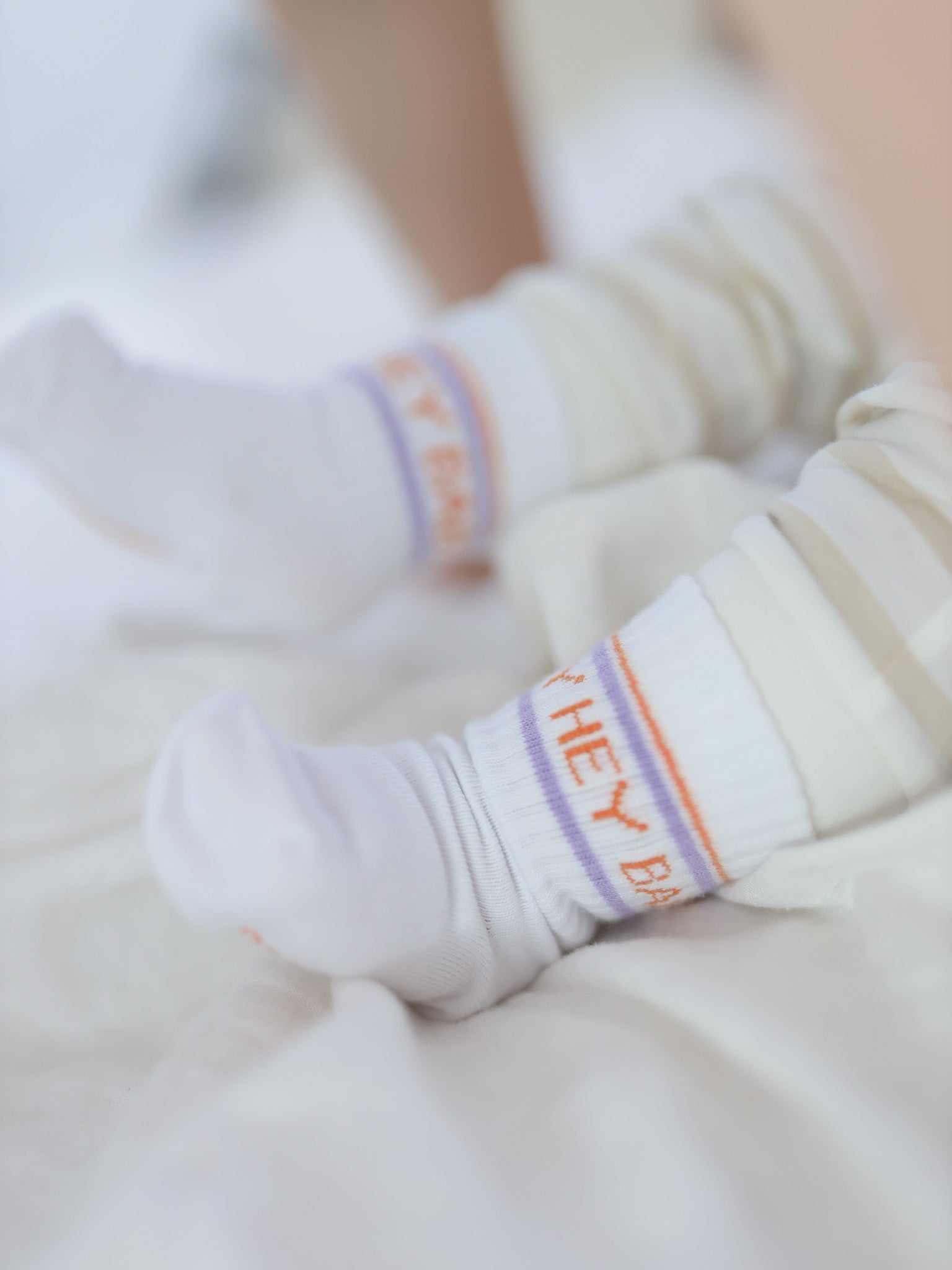 HEY BABY - Socken lavender | orange - FAMVIBES