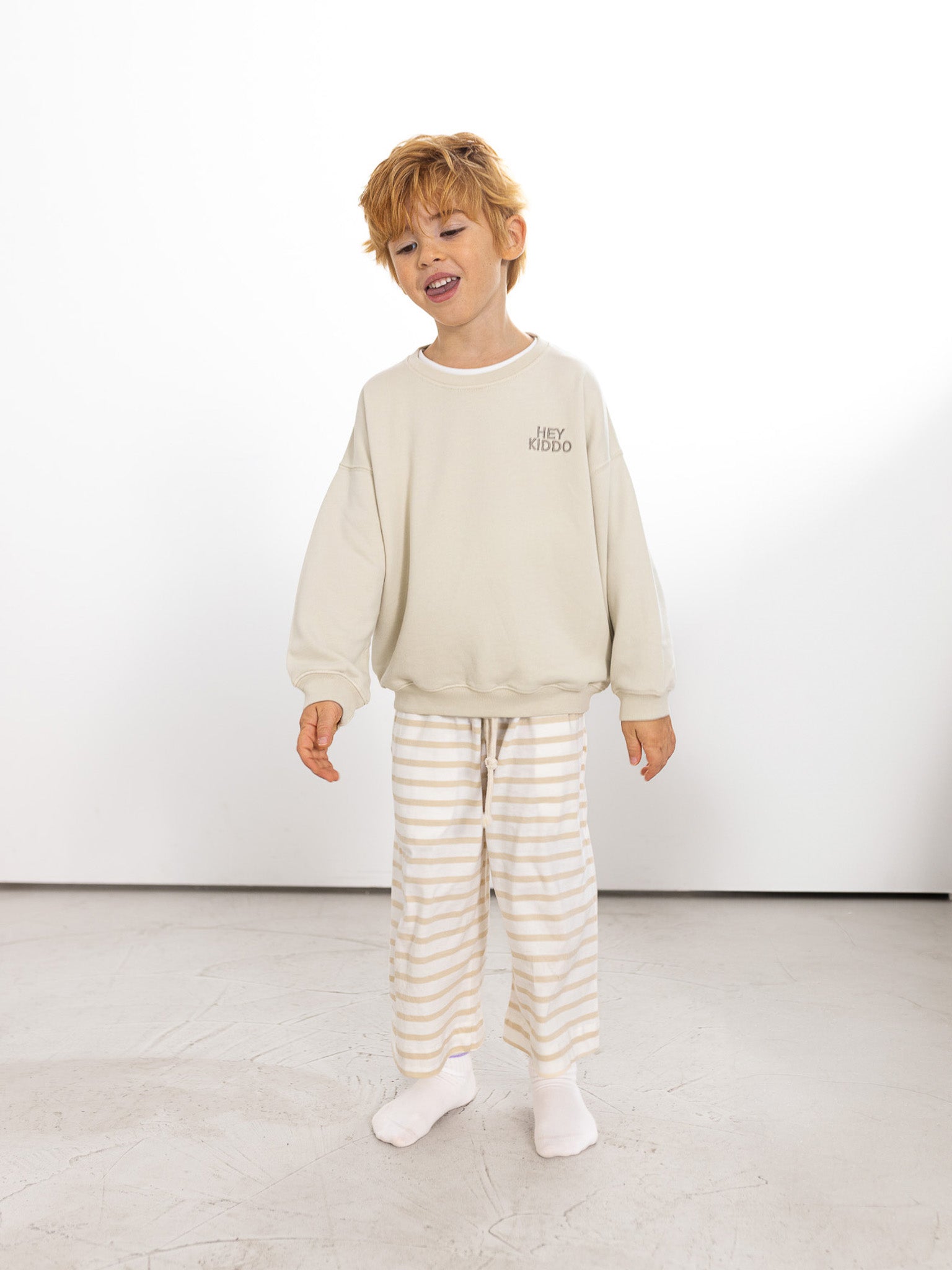 HEY KIDDO Sweatshirt - beige/ taupe - FAMVIBES