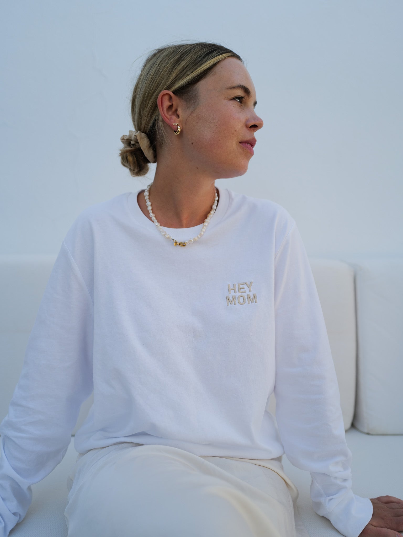 HEY MOM Longsleeve - FAMVIBES