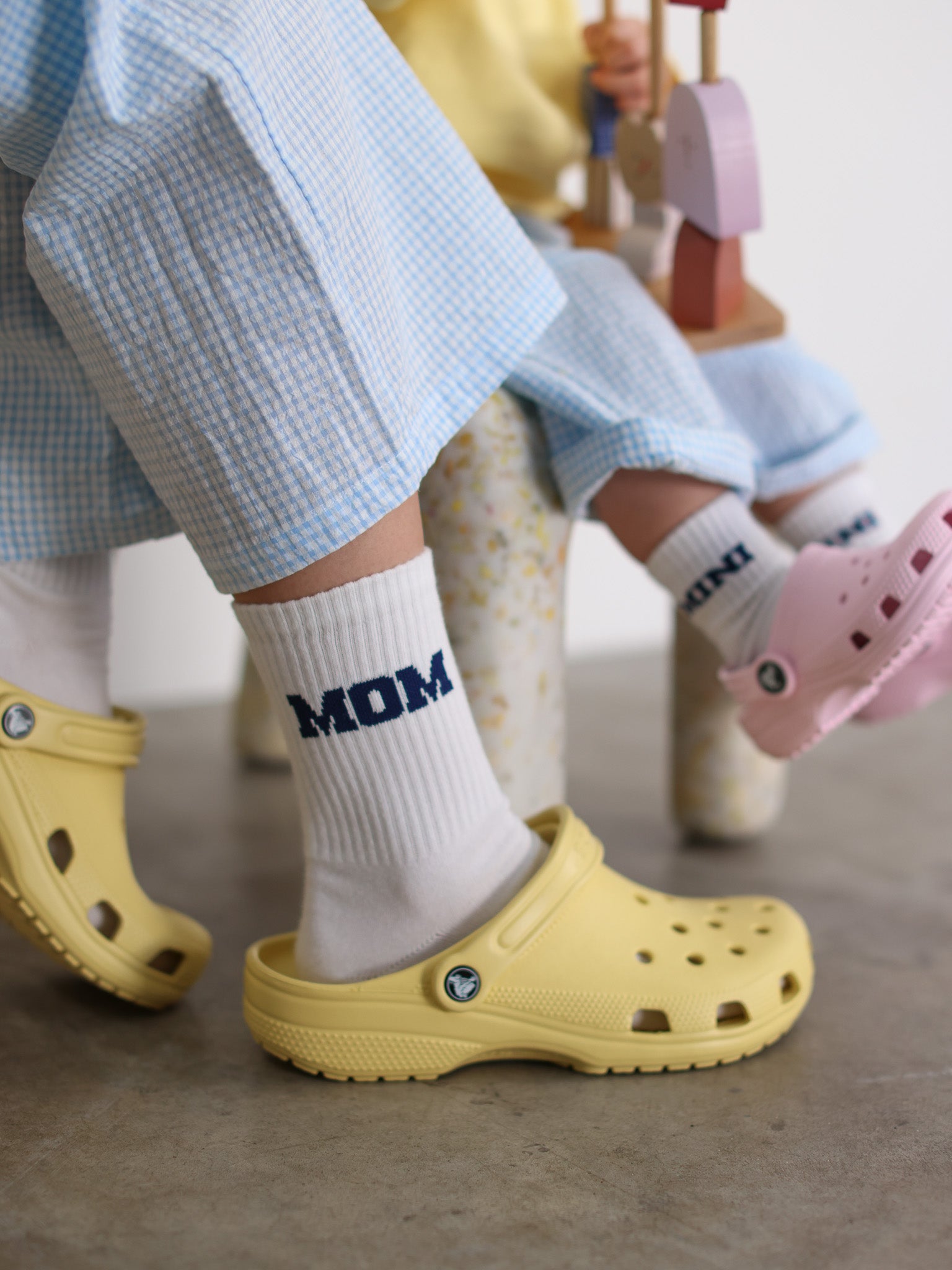 MOM COLLEGE Socken - FAMVIBES