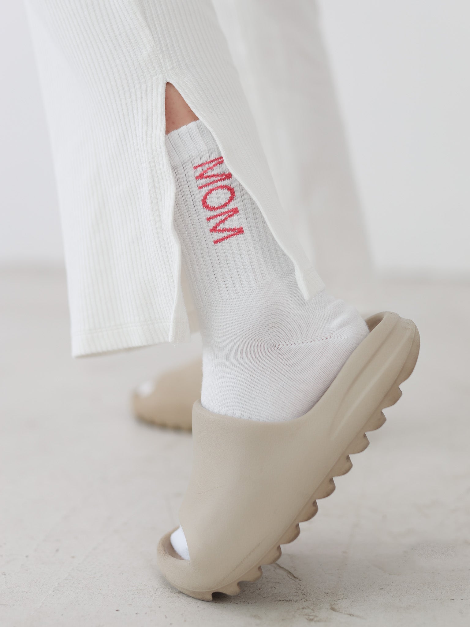 MOM Socken - weiß/ pink - FAMVIBES