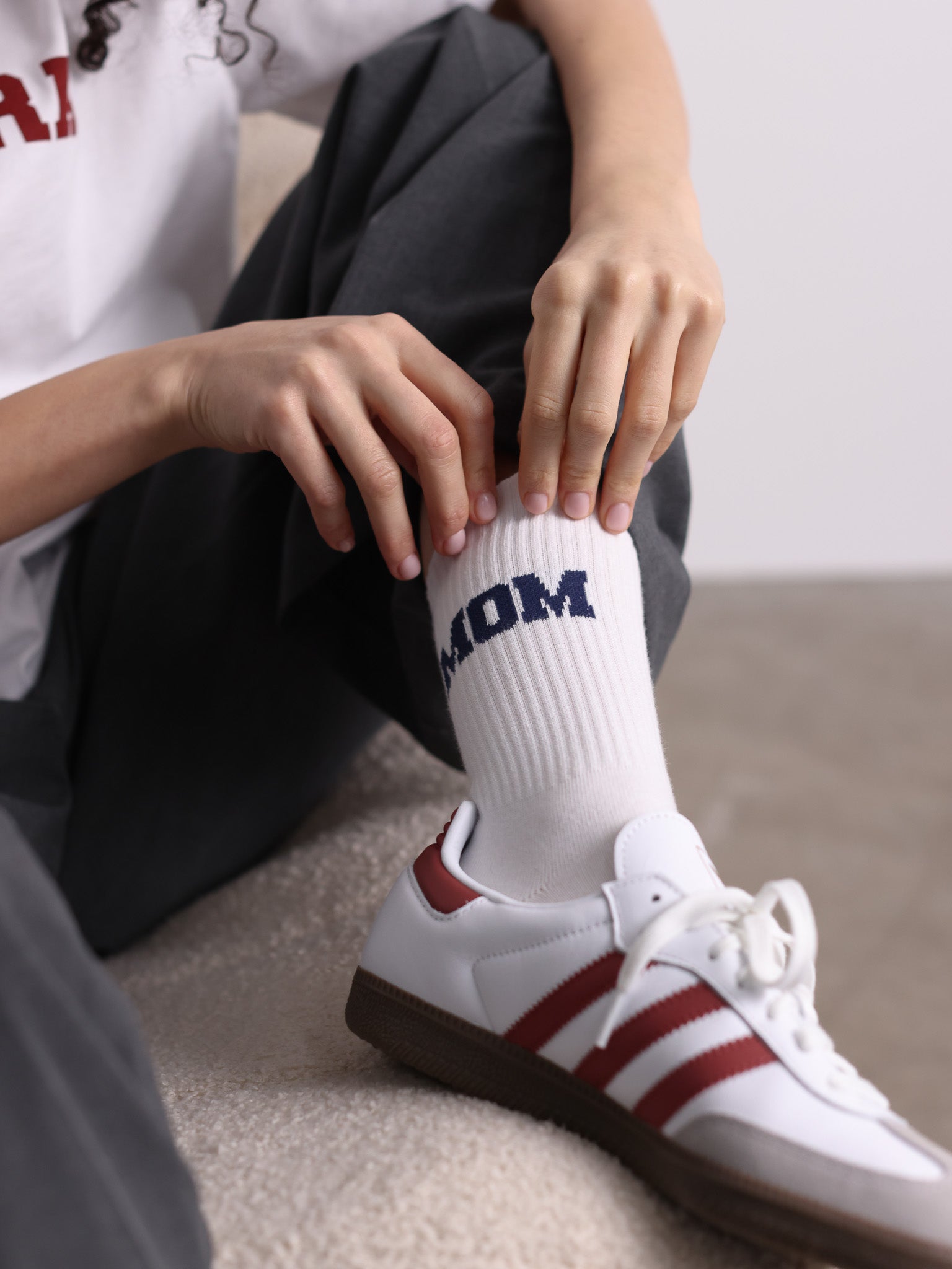 MOM COLLEGE Socken - FAMVIBES