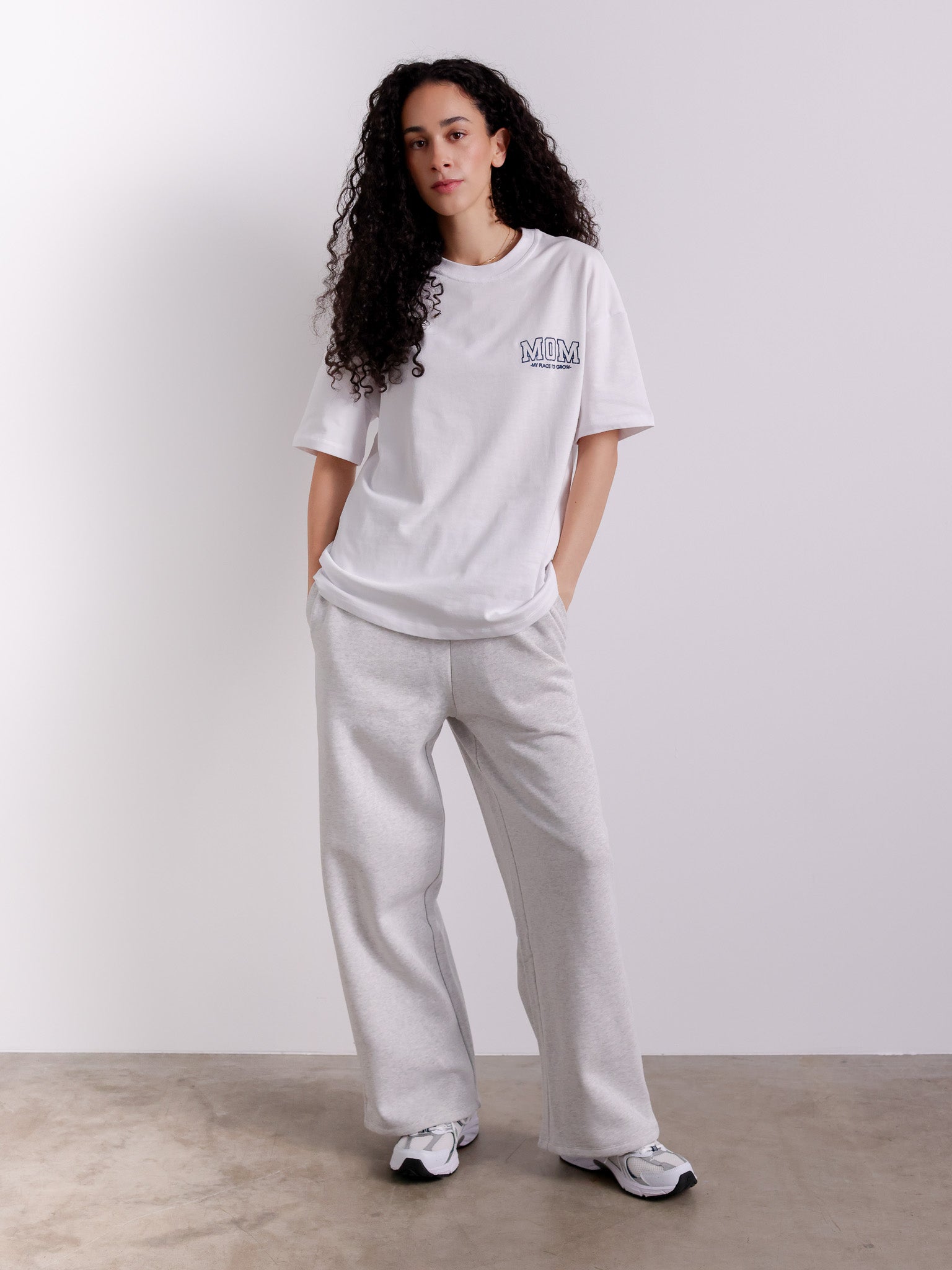 MOM -PLACE TO GROW - Shirt weiss - FAMVIBES
