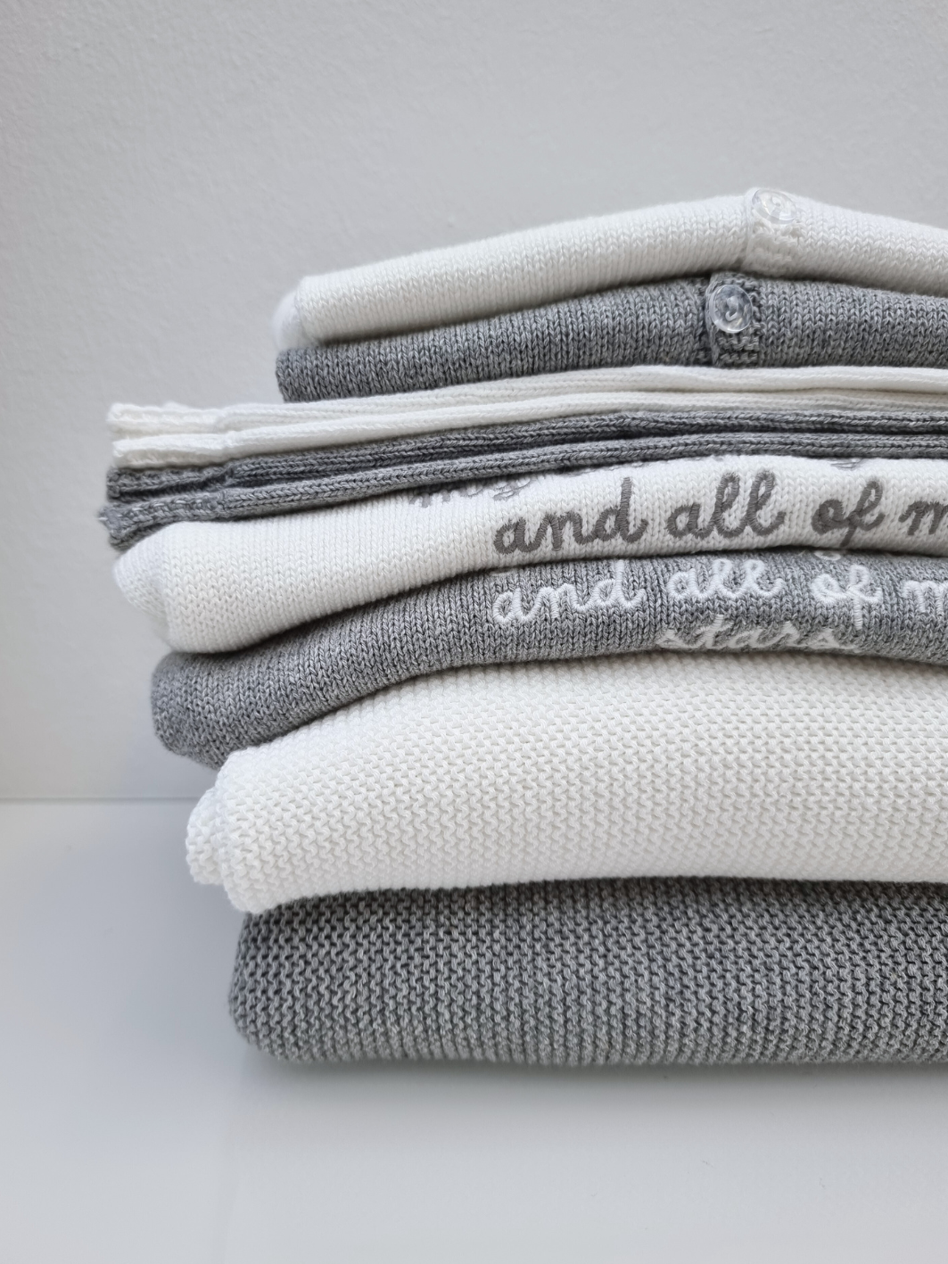 Strickmütze TINY - grey - FAMVIBES 