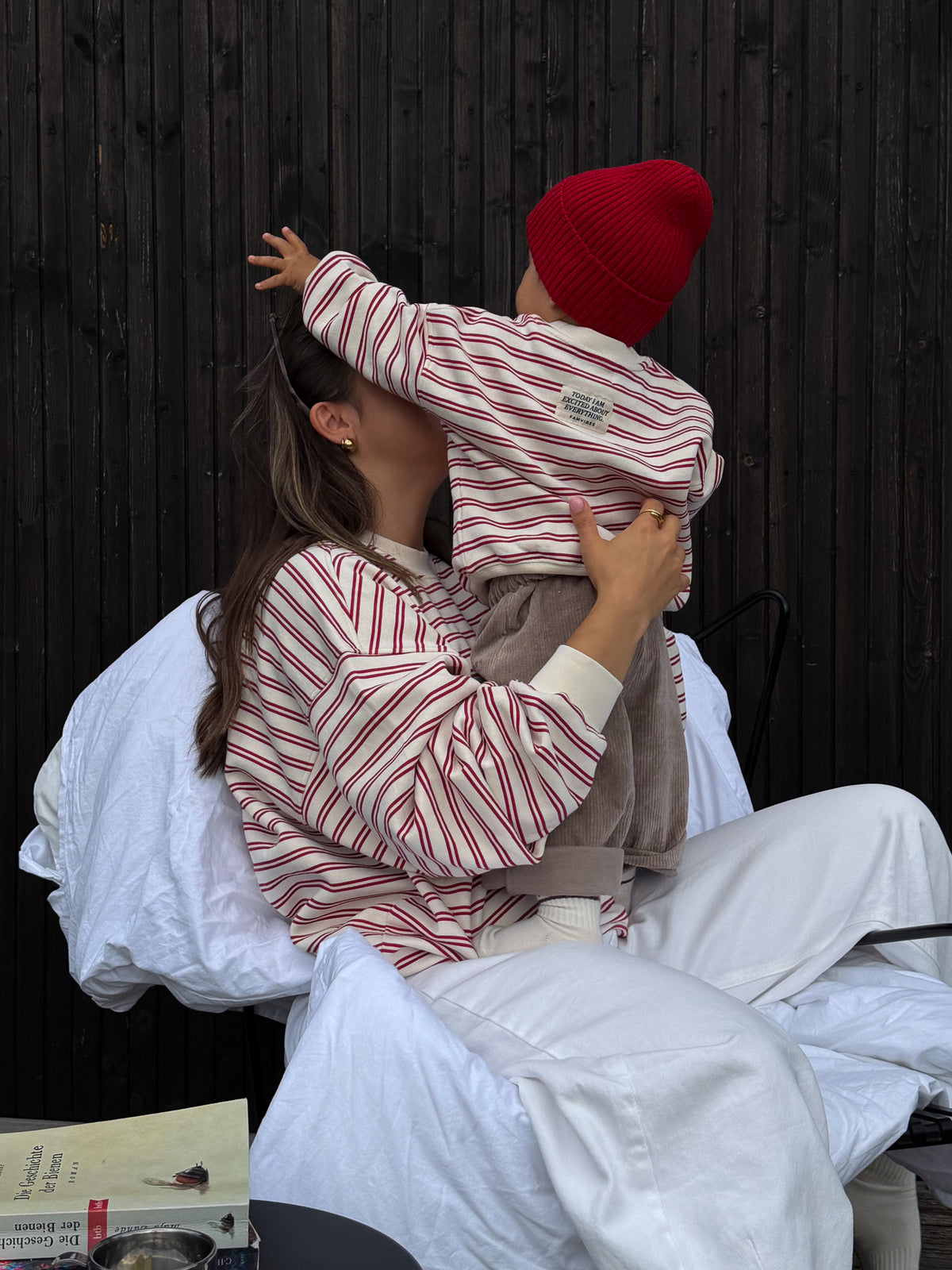 STRIPY Sweatshirt Unisex - FAMVIBES