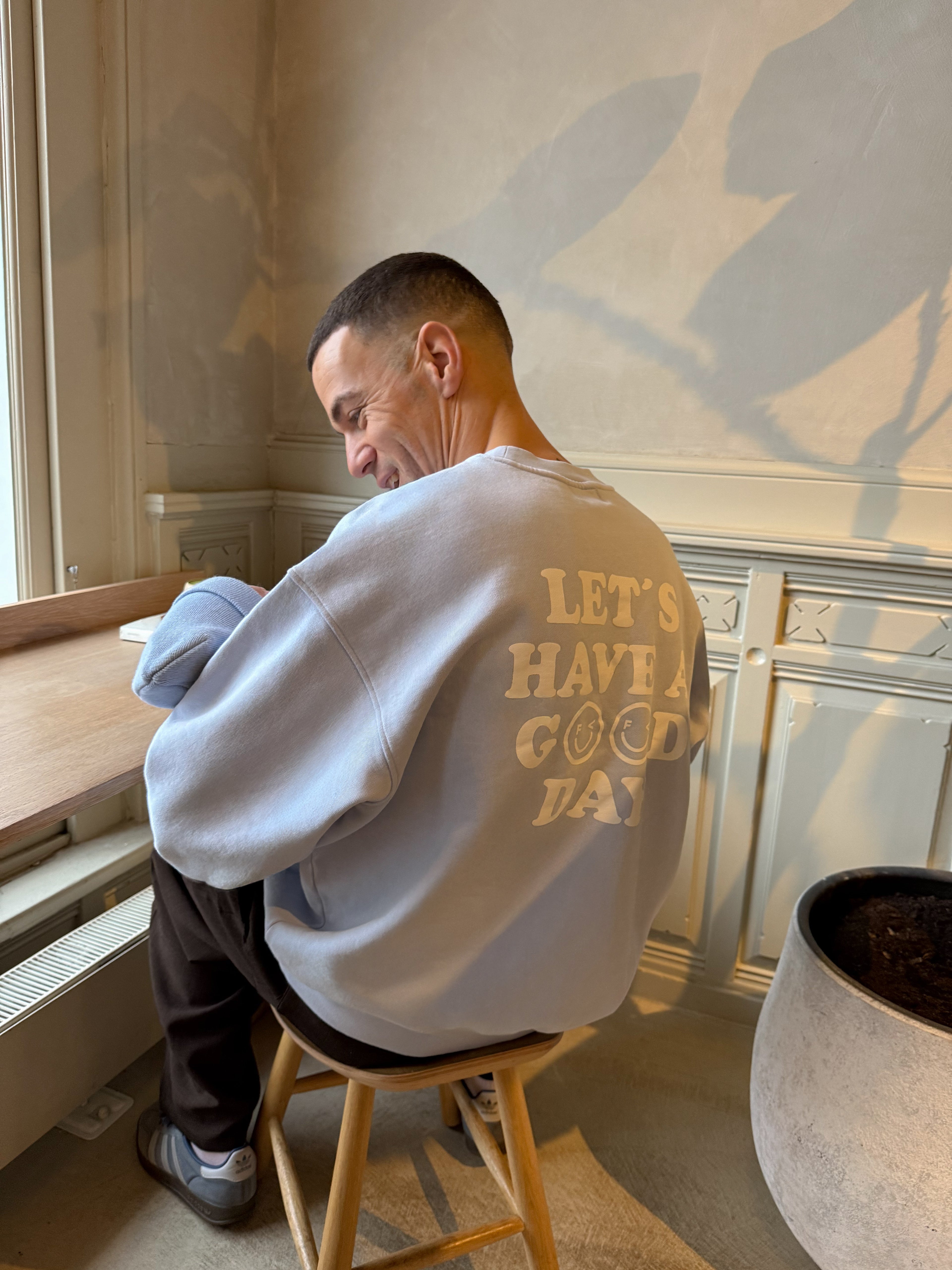 GOOD DAY Sweatshirt Unisex - FAMVIBES