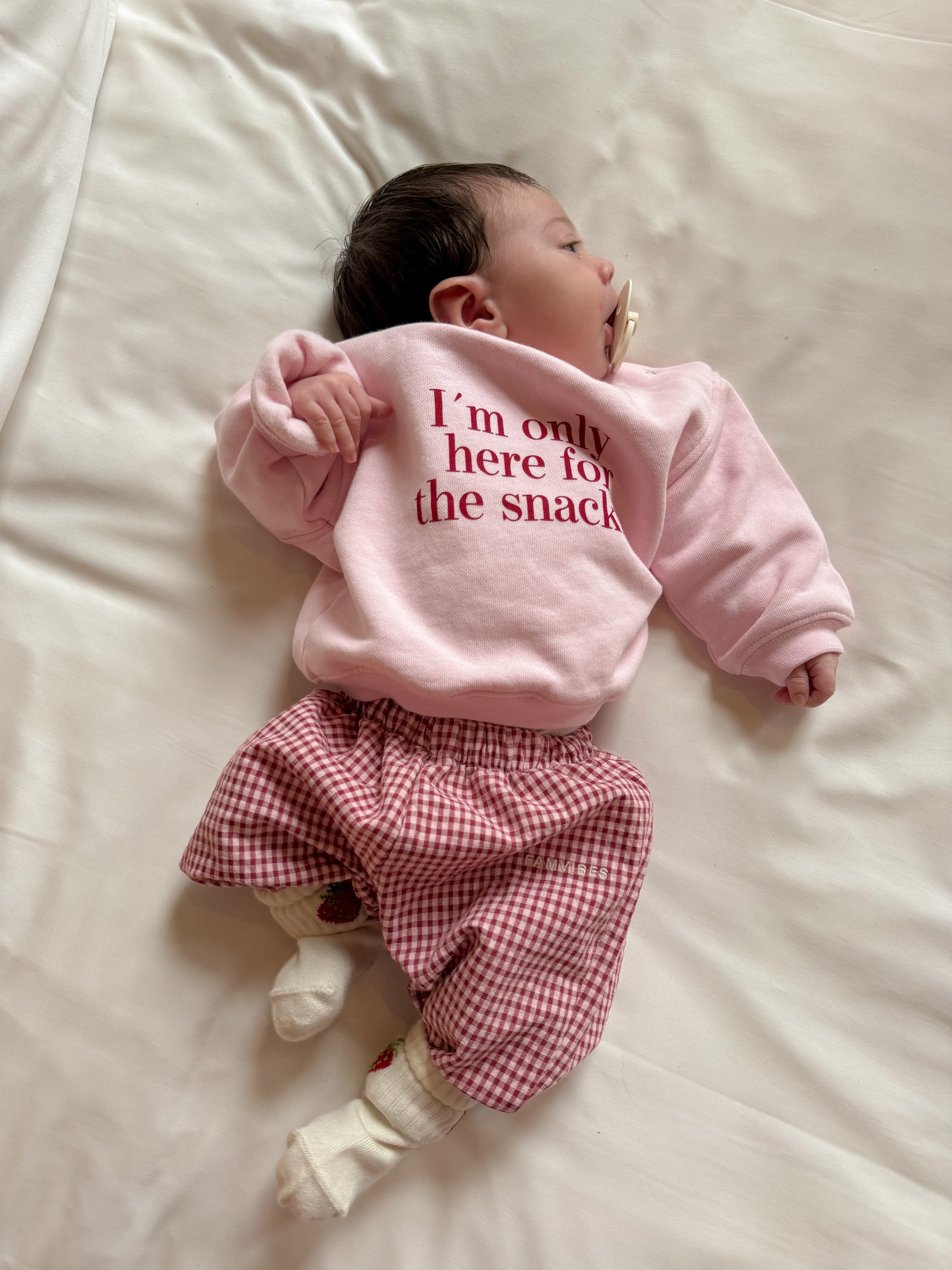 SNACKS ONLY Sweatshirt Baby/Kids - FAMVIBES