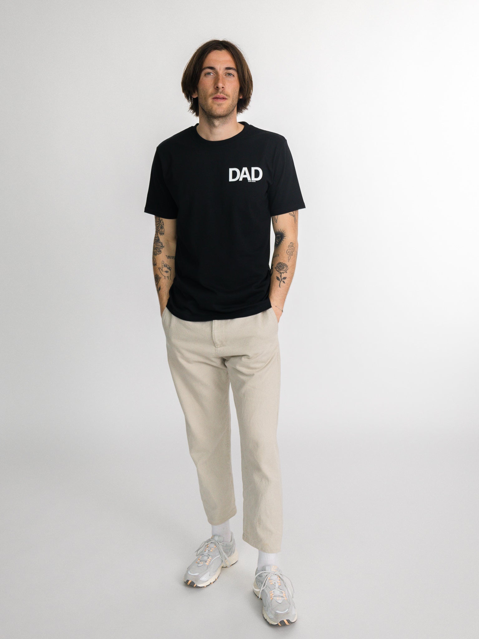 DAD OUR HERO Herren T-Shirt - schwarz - FAMVIBES 