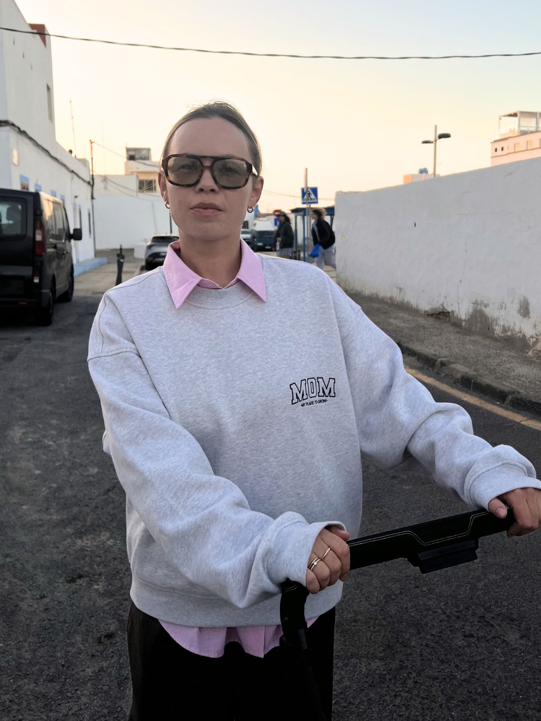 MOM COLLEGE SWEATER - grey - FAMVIBES 