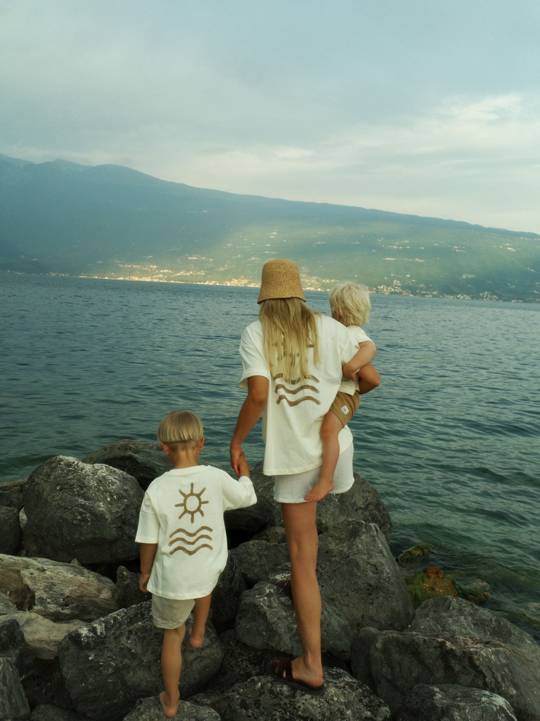 SOL Y SAL Shirt Unisex - sun cream