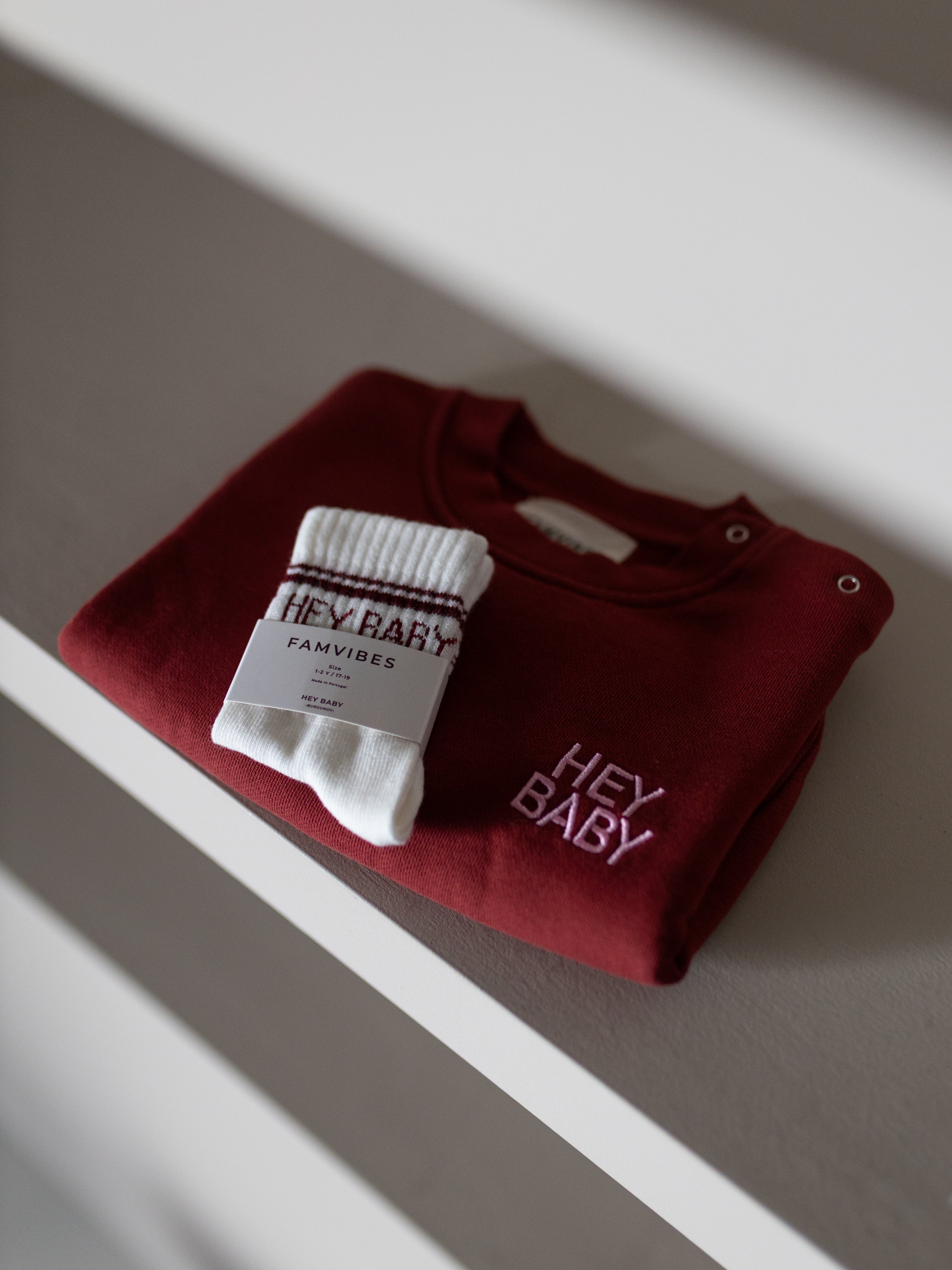 HEY BABY Sweatshirt - burgundy