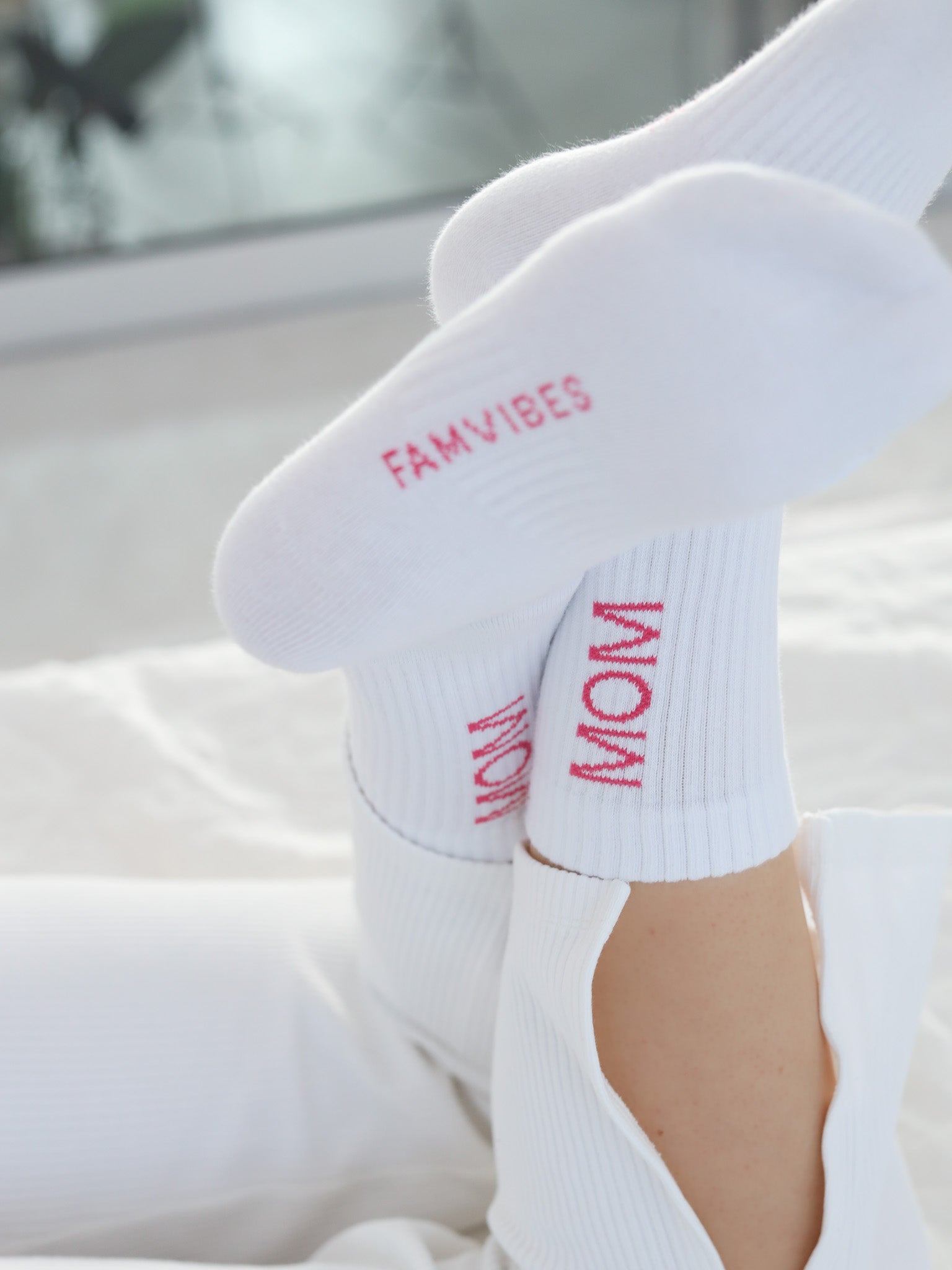 MOM Socken - weiß/ pink - FAMVIBES 