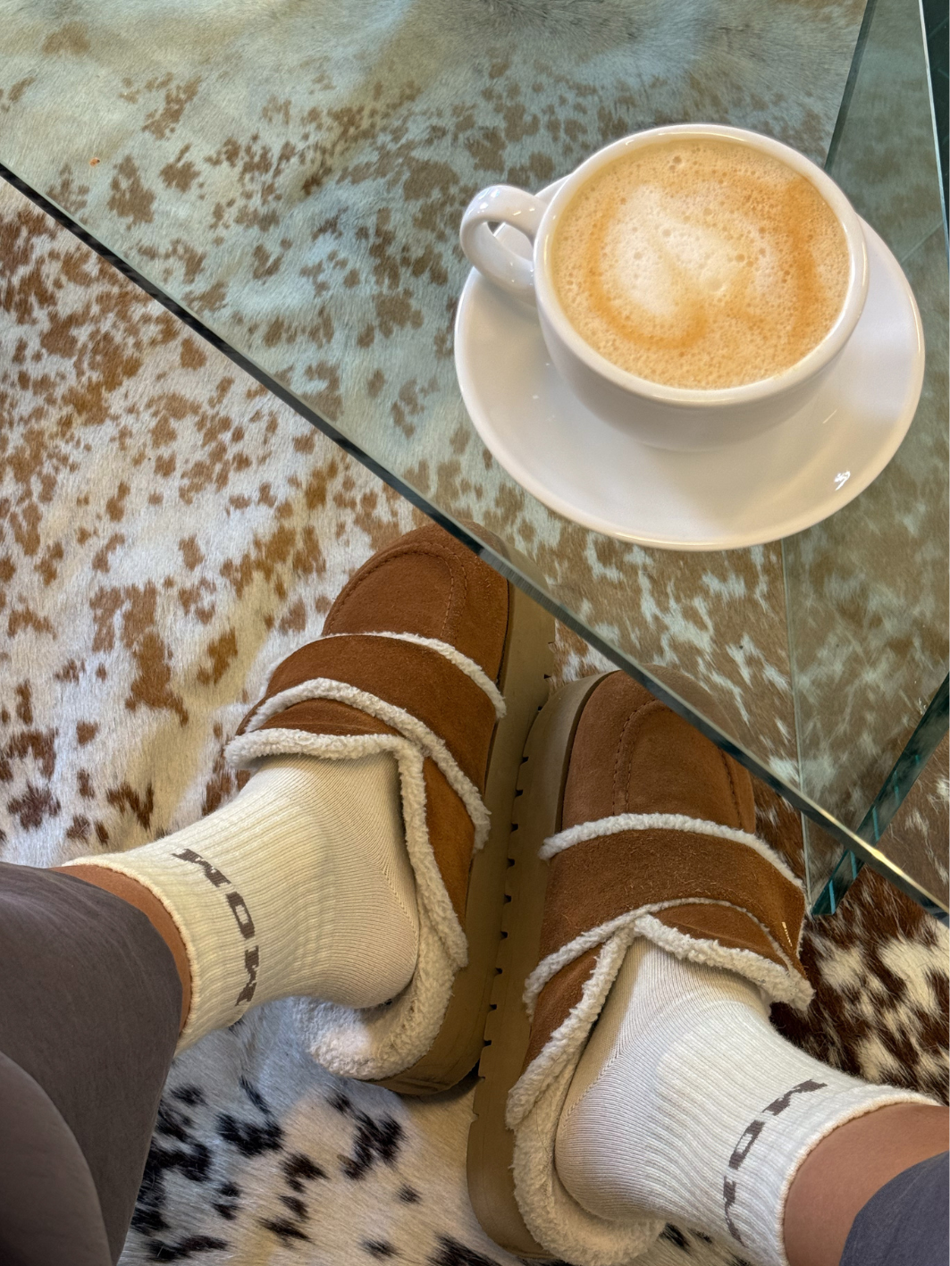 MOM College Wollsocken - taupe