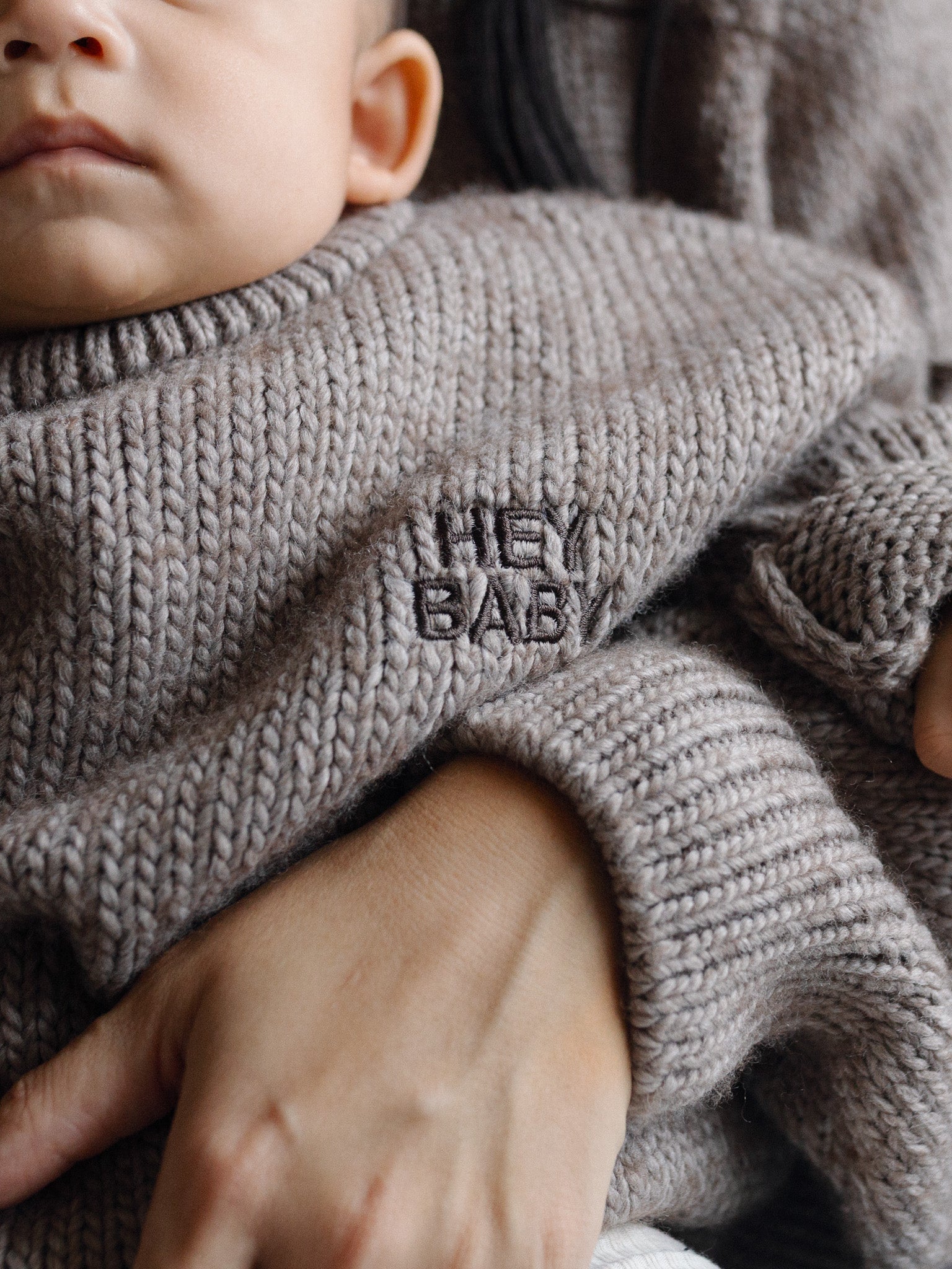 HEY BABY Strickpullover - chocolate