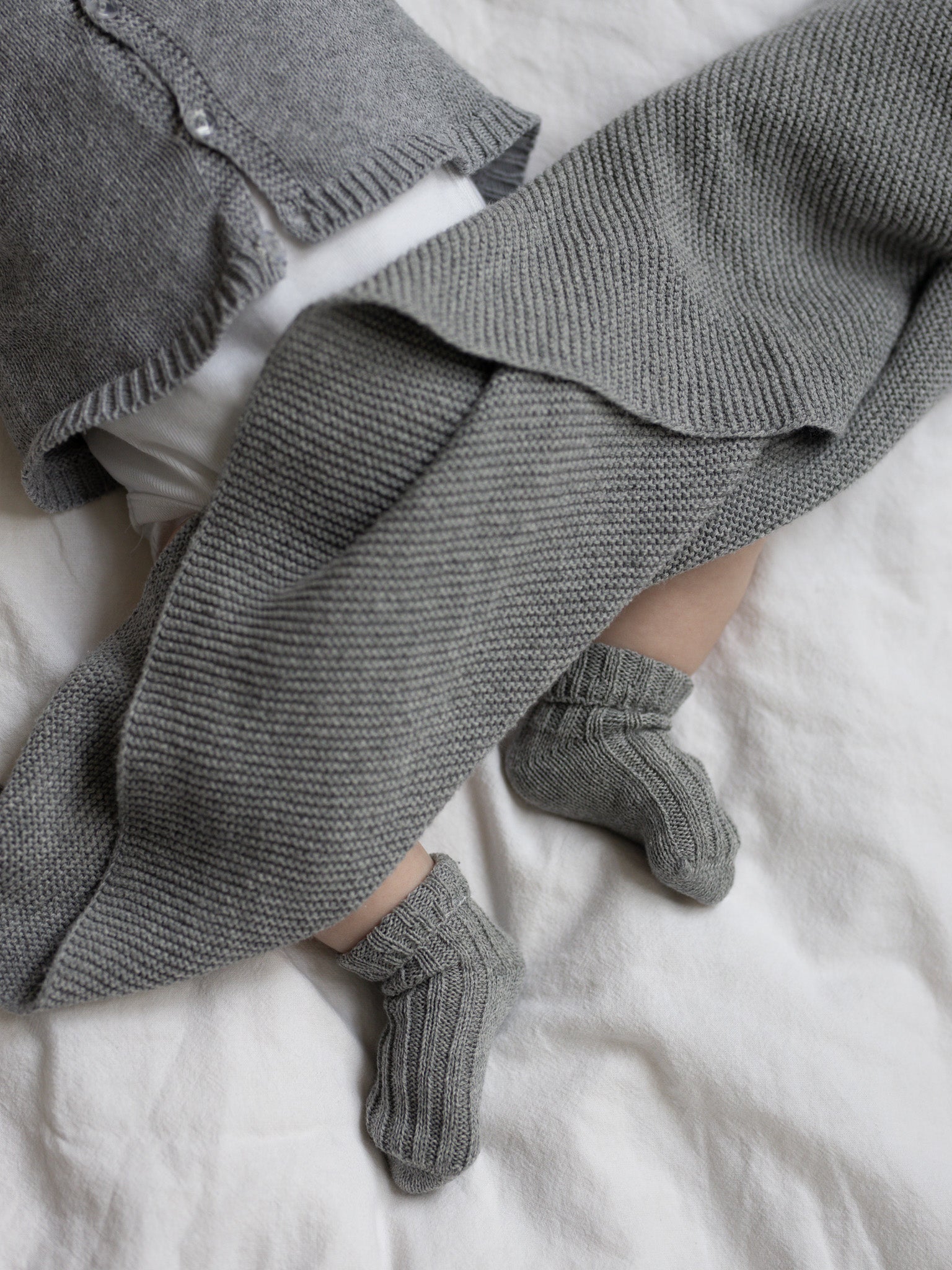 Stricksocken-Duo TINY - grey &amp; milk - FAMVIBES 