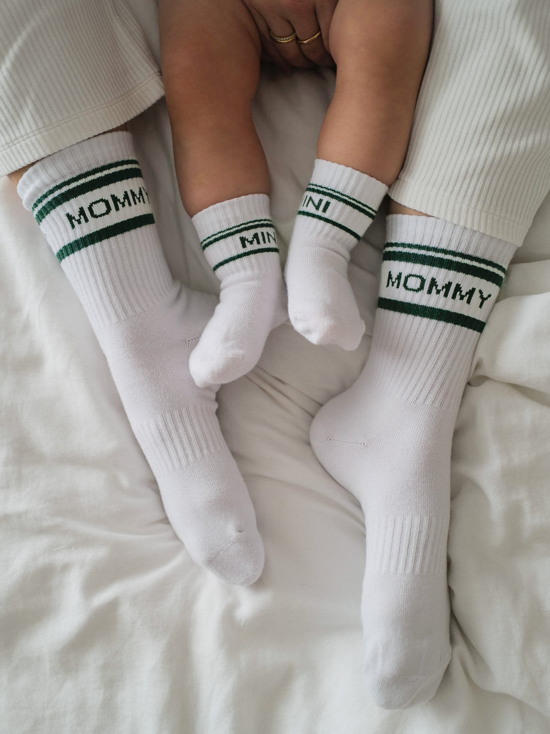 Striped MOMMY Socken - green