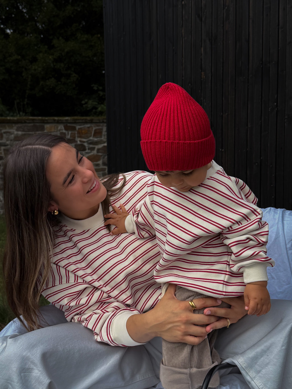 STRIPY Sweatshirt Unisex - FAMVIBES 
