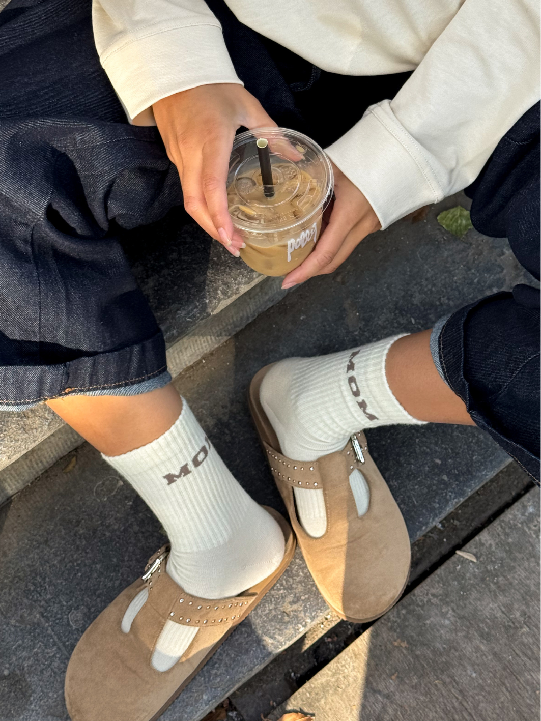 MOM College Wollsocken - taupe
