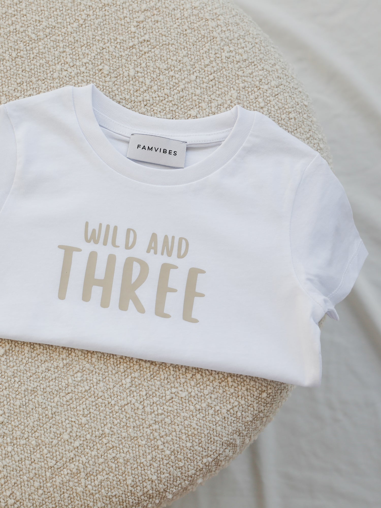 THREE - Kids Meilenstein T-Shirt - FAMVIBES 